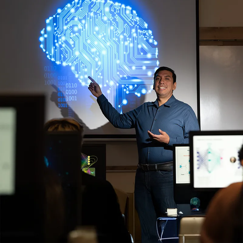 Programas de movilidad académica, formación avanzada y redes de conocimiento